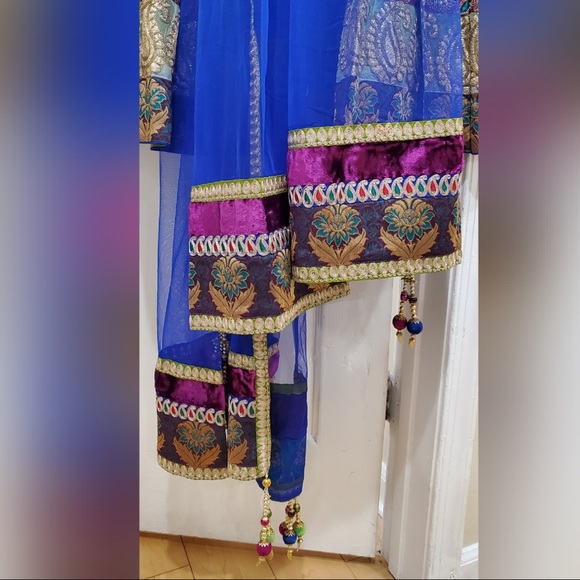 Indian Lehenga Outfit/ indian cloth / Pakistani outfit - Picture 5 of 5
